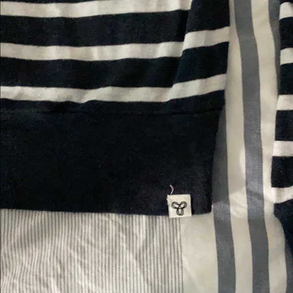 TNA del mar long sleeve shirt. - Picture 3 of 4